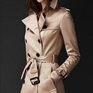 *SOLD*Burberry Prorsum trench coat NWT